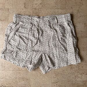Old Navy High Waist Shorts White and Gray